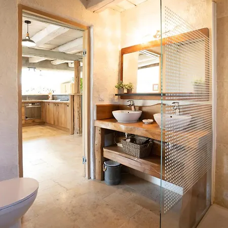 בית נופש Grange Renovee En Gite/maison/chalet אראו