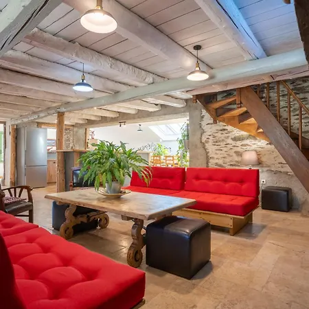 Grange Renovee En Gite/maison/chalet אראו