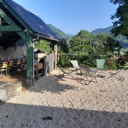 Grange Renovee En Gite/maison/chalet Casa de Férias Arreau